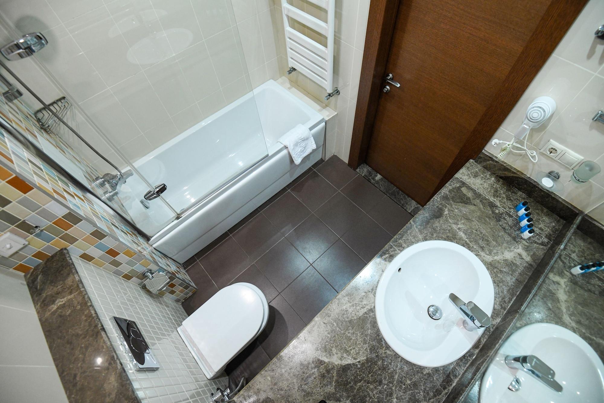 Avenue Hotel Baku Exterior photo
