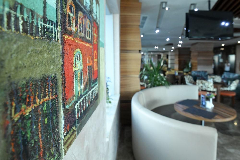Avenue Hotel Baku Exterior photo