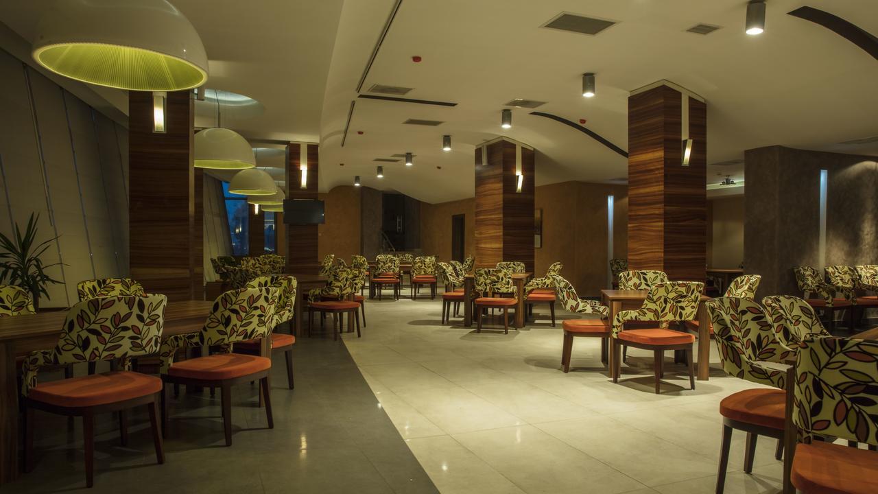 Avenue Hotel Baku Exterior photo